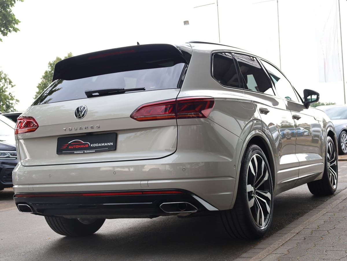Volkswagen Touareg R-Line 4Motion Pano Memory AHK Luft 21 foto 14