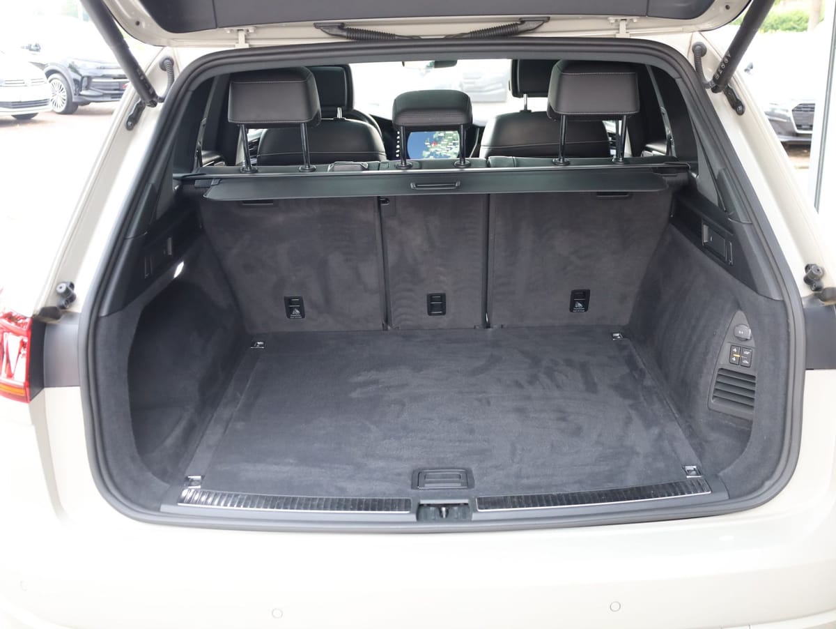 Volkswagen Touareg R-Line 4Motion Pano Memory AHK Luft 21 foto 15