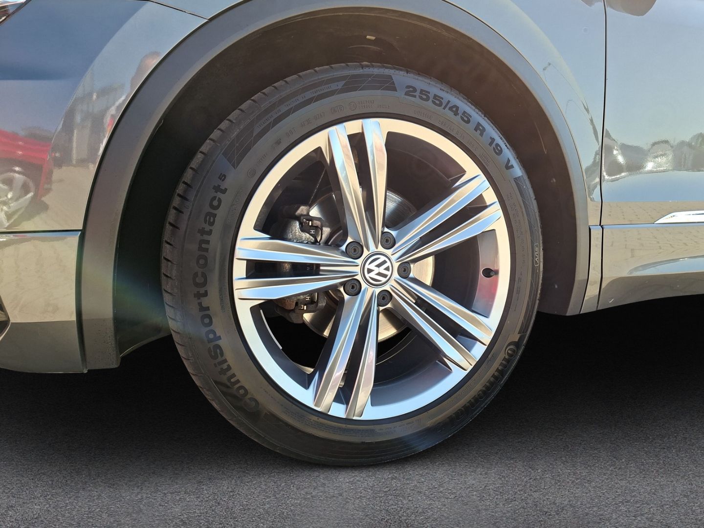 Volkswagen Tiguan R-Line 1.4 TSI Sound AHK LED APPConnect foto 18