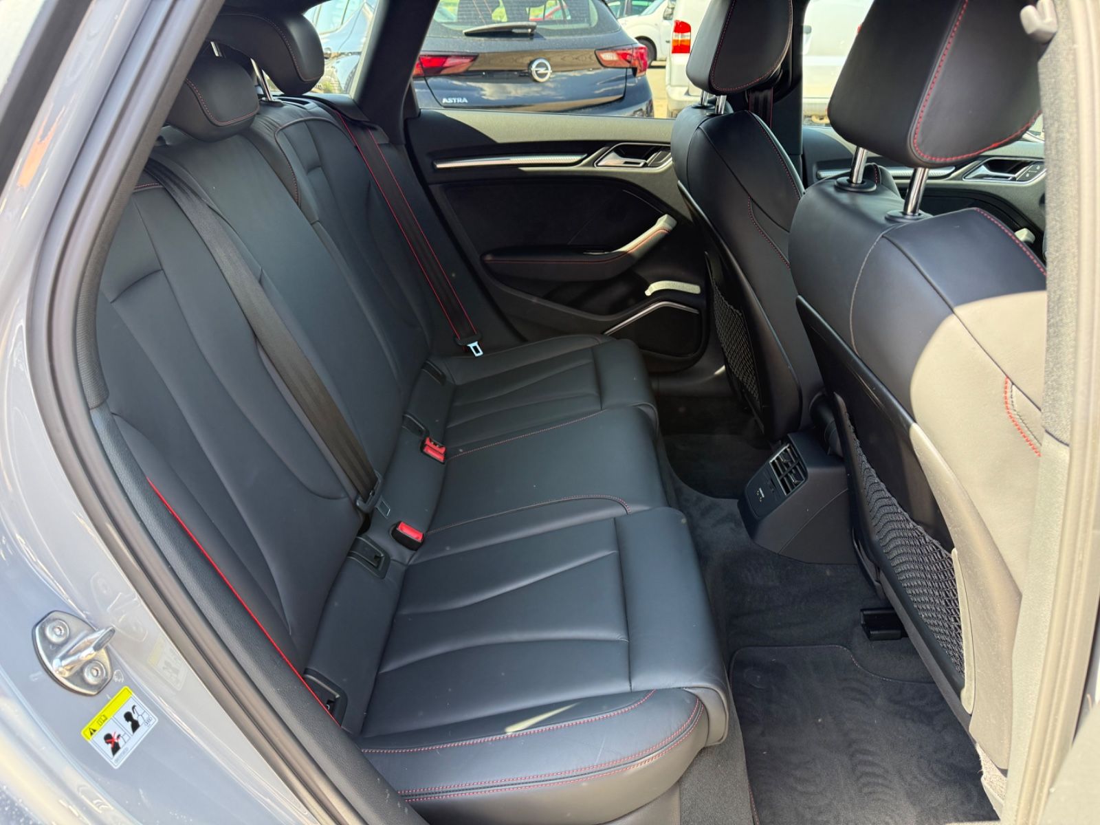 Audi RS3 Sportback 2.5 TFSI quattro Massage B&O SBD foto 22