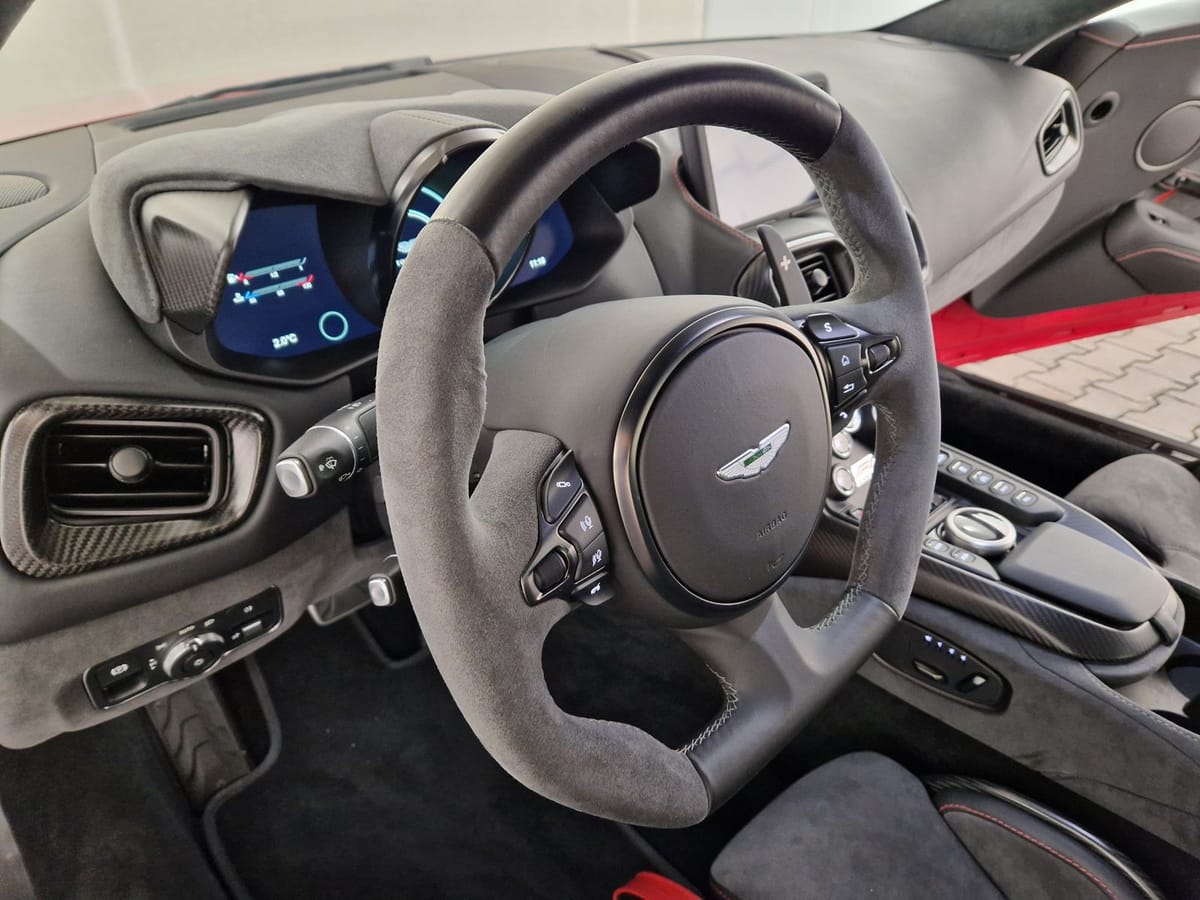 Aston Martin V8 Vantage F1 Carbon Performance Sitze foto 12