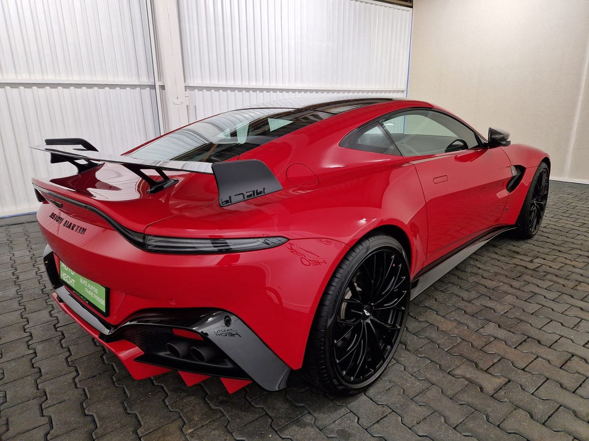Aston Martin V8 Vantage F1 Carbon Performance Sitze foto 3