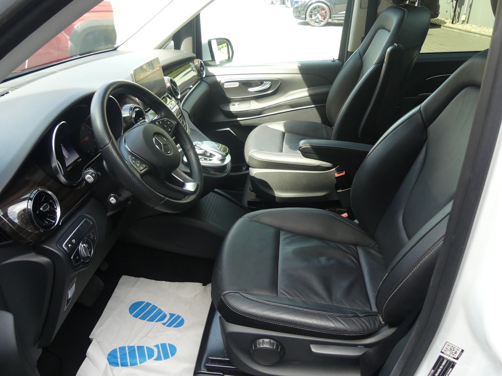 Mercedes-Benz V 220 d 7G-Tron lang 7-Sitze PANO STDHZ E-TÜR LE foto 5