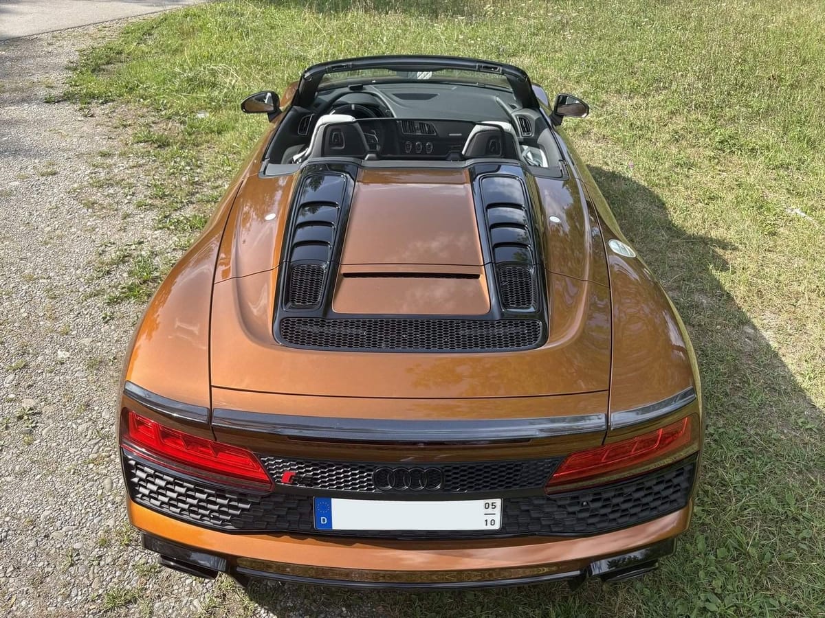 Audi R8 Spyder RWD Performance Keramik B&O Klappe foto 25