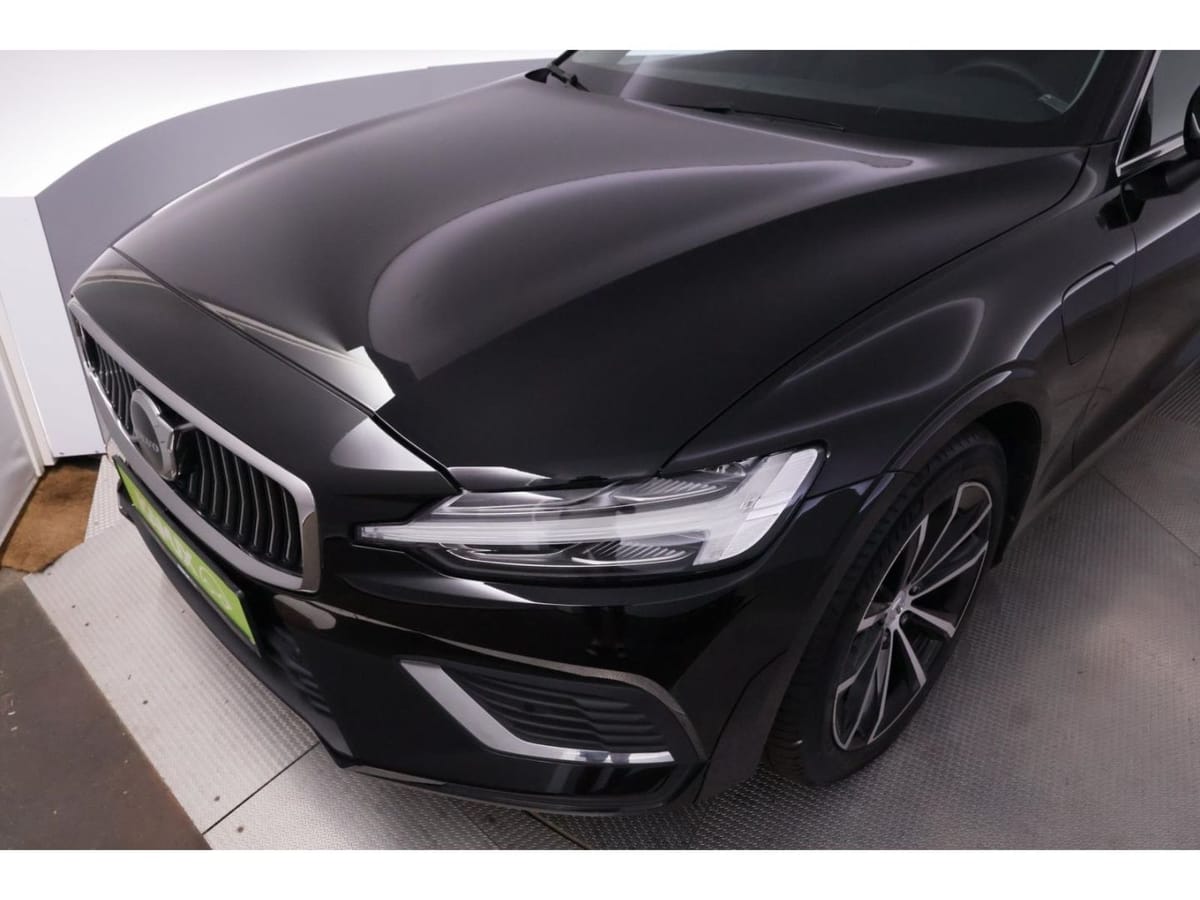 Volvo V60 T6Plug-In AWD Core LED CARPLAY AHK TEMPO foto 13