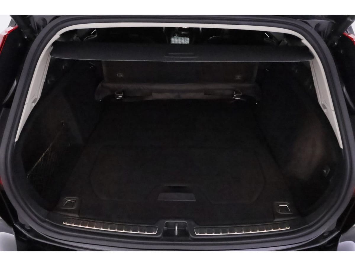 Volvo V60 T6Plug-In AWD Core LED CARPLAY AHK TEMPO foto 20