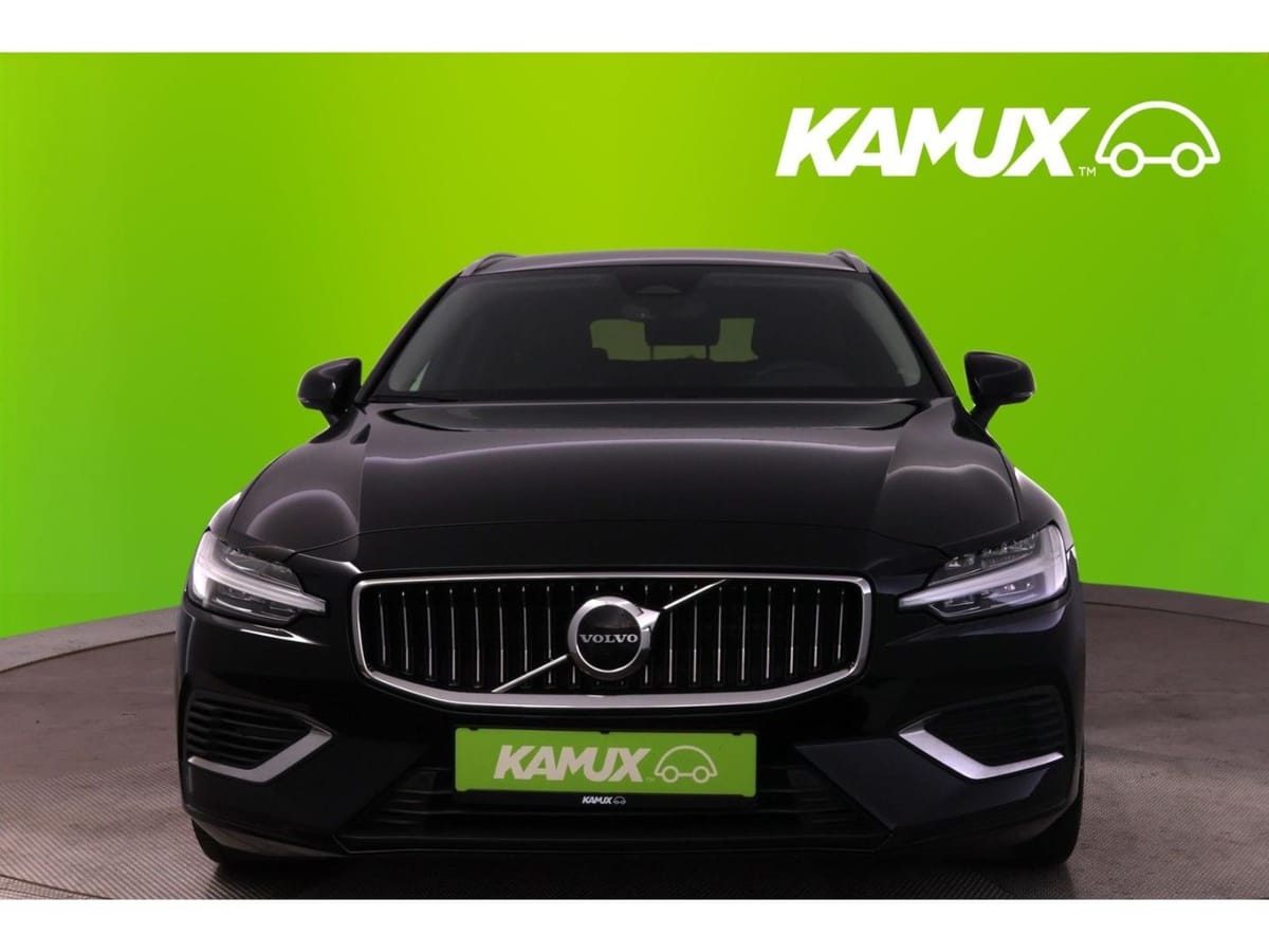 Volvo V60 T6Plug-In AWD Core LED CARPLAY AHK TEMPO foto 9