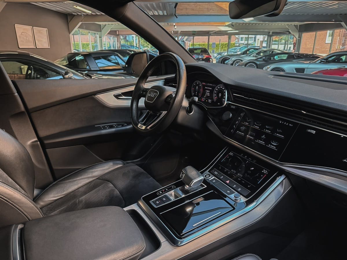 Audi Q8 50 TDI quattro S-Line Pano AHK OptikPaket foto 16