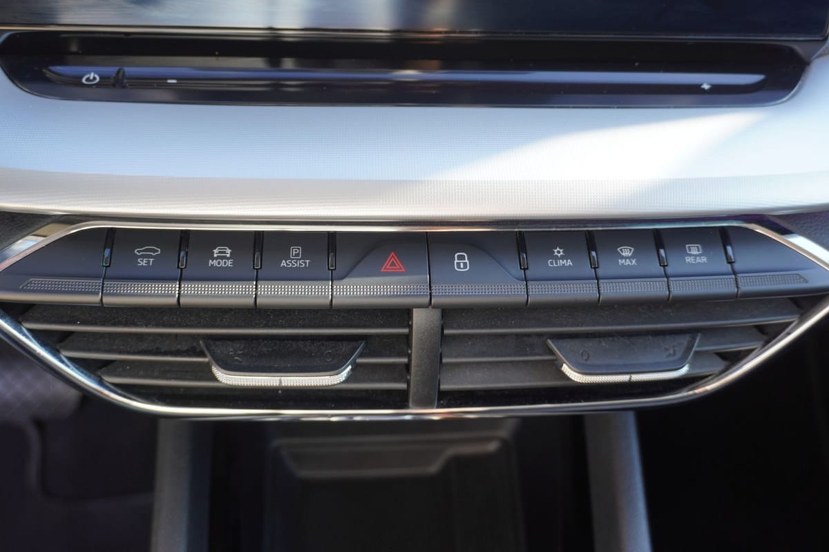 Skoda Octavia Combi Style LED Navi AHK Kamera Head-Up foto 15