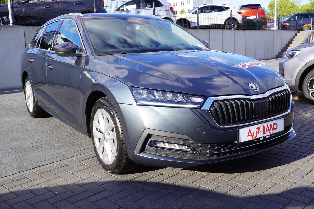 Skoda Octavia Combi Style LED Navi AHK Kamera Head-Up foto 6