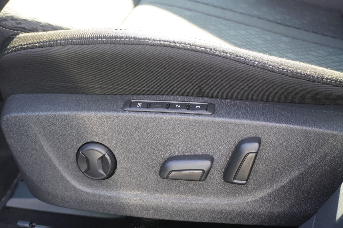 Skoda Octavia Combi Style LED Navi AHK Kamera Head-Up foto 9