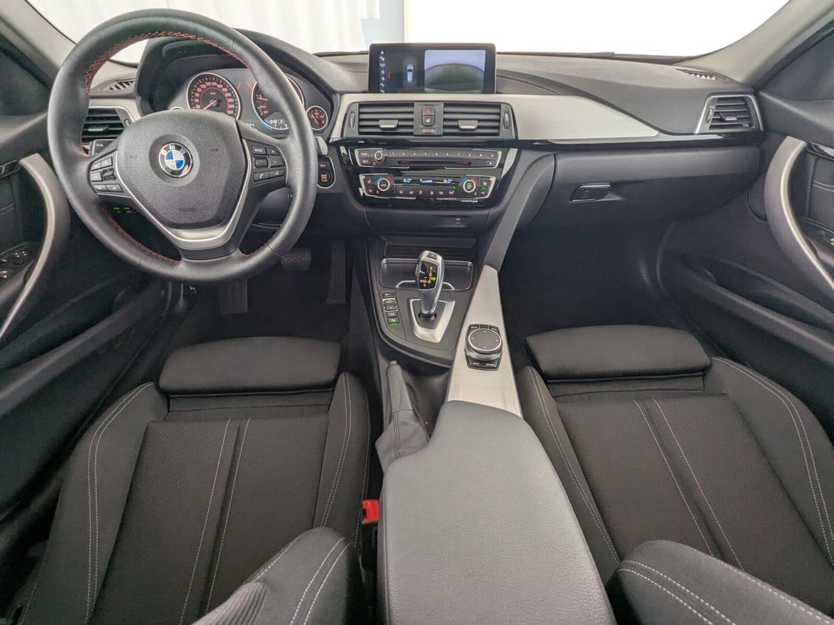 BMW 330 i xDrive Sport Line LED NAVI SHZ RFK HUD BC foto 18