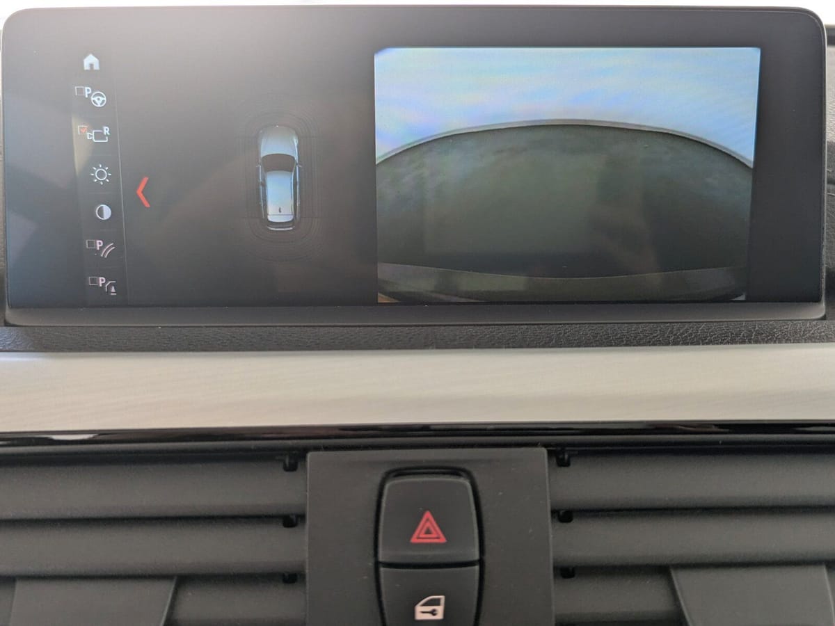 BMW 330 i xDrive Sport Line LED NAVI SHZ RFK HUD BC foto 22