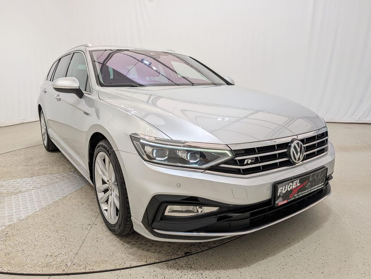 Volkswagen Passat Variant 1.5 TSI DSG R-line ACC LED Pano L foto 6