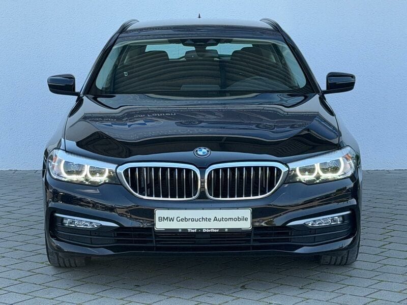 BMW 520dA Tour Business LED Shz Park-Assi-PLUS Navi foto 3