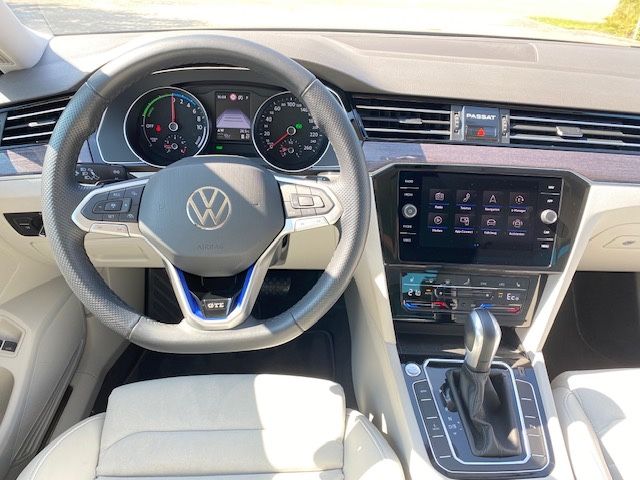 Volkswagen Passat Lim. GTE,NAVI,LED,ACC,SHZ,RFK,LederVienna foto 16
