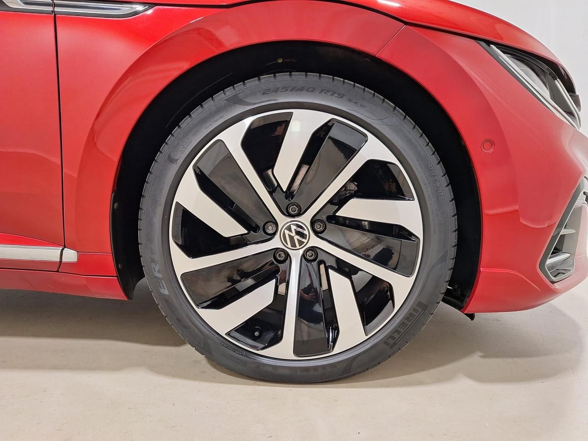 Volkswagen Arteon SB 2.0 TDI DSG 4M R-Line Matrix DCC 360° foto 10