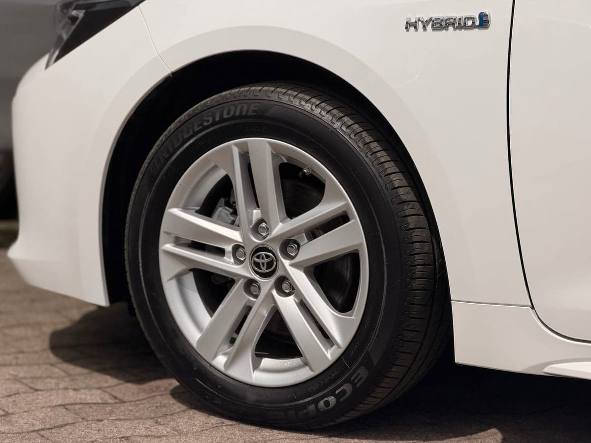 Toyota Corolla Hybrid Comfort/Autom/Xenon/NAVI foto 13