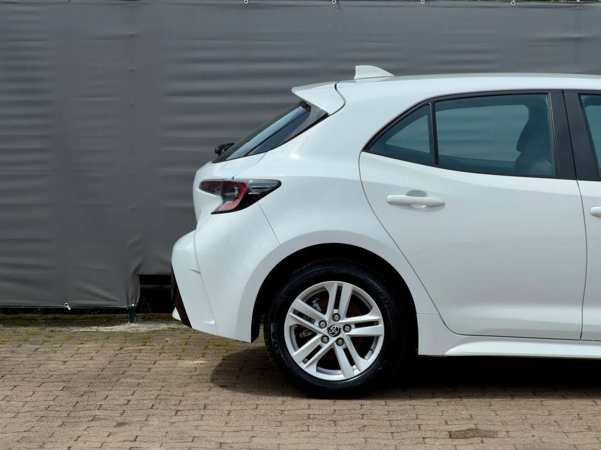 Toyota Corolla Hybrid Comfort/Autom/Xenon/NAVI foto 6