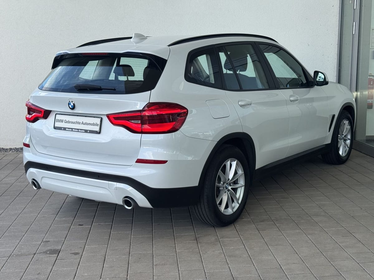 BMW X3 xDrive20d Navi.HUD.Hifi.AHK.DriveA.Komfort.SH foto 3