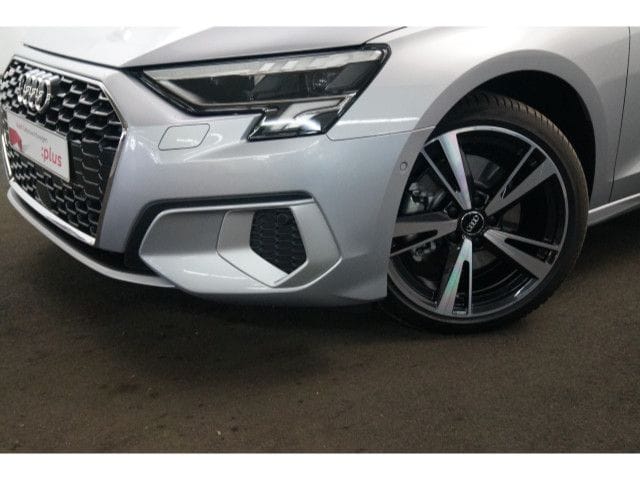 Audi A3 Sportback advanced 35 TFSI LED Scheinw. Navi foto 3