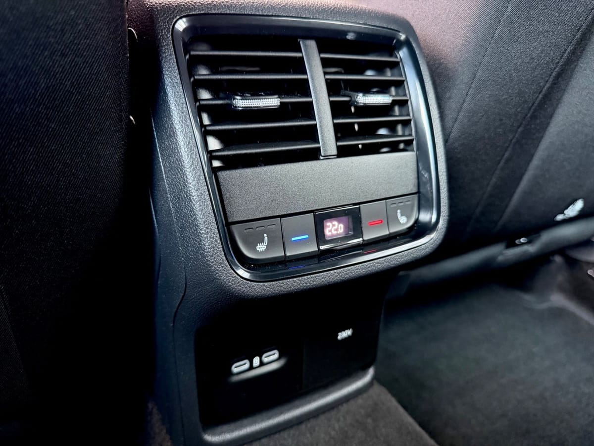 Skoda Octavia Combi RS 2.0 TSI LED ACC 360°CAM AHK foto 21