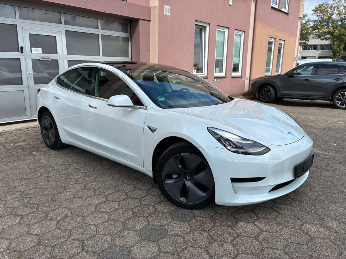 Tesla Model 3 SR+ RWD|EAP|PANO|PREMIUM|360°|SHZ|49TKM foto 12