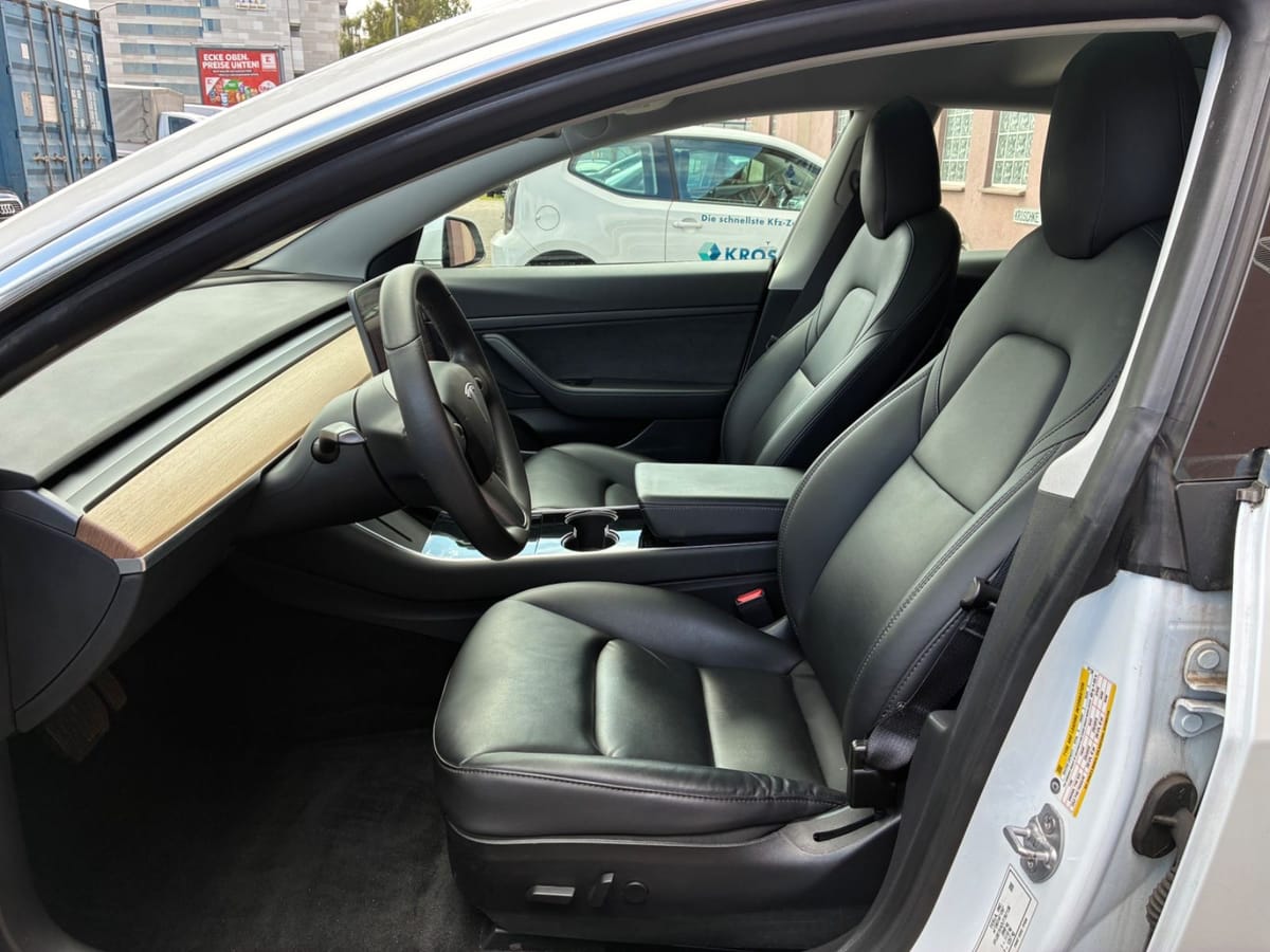 Tesla Model 3 SR+ RWD|EAP|PANO|PREMIUM|360°|SHZ|49TKM foto 16