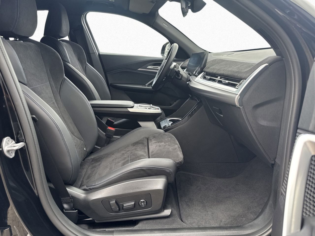 BMW X2 sDr20d M SPORT AdLED,Pano,AHK,Kam,H/K,St+Go foto 11