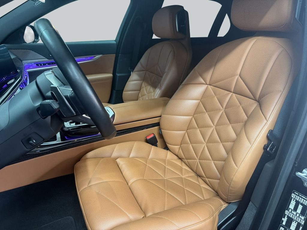 BMW 740d xDrive M-Paket Navi SHZ Alarm foto 11
