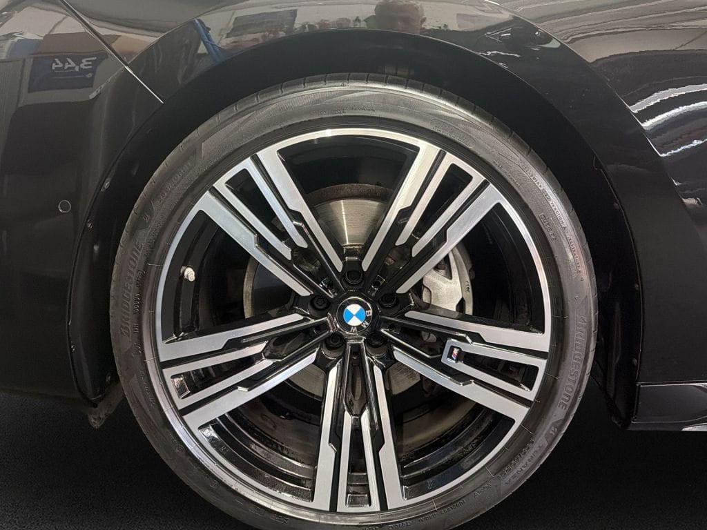 BMW 740d xDrive M-Paket Navi SHZ Alarm foto 8