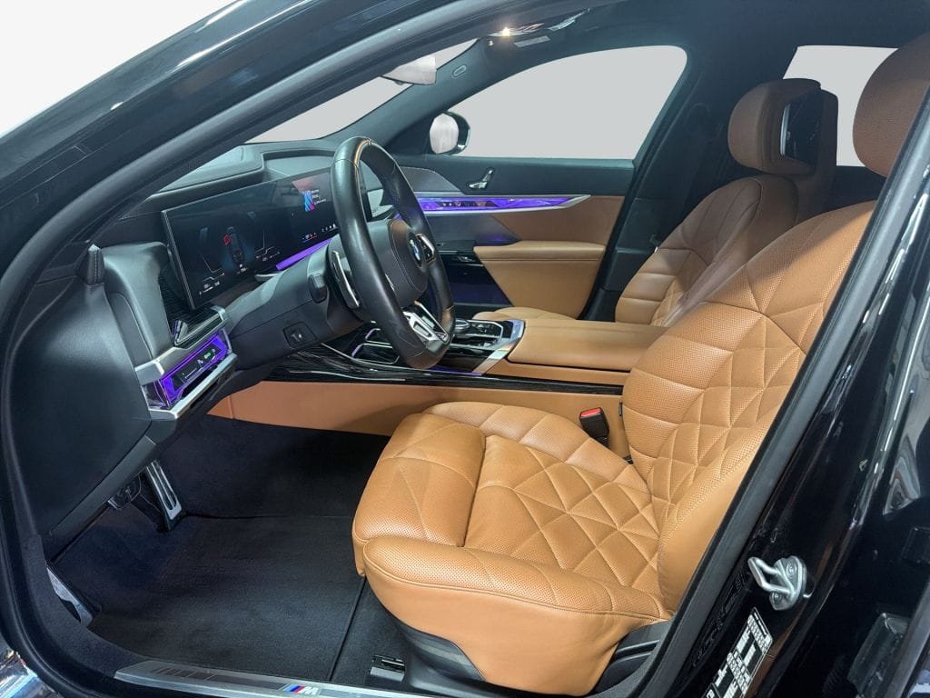 BMW 740d xDrive M-Paket Navi SHZ Alarm foto 10