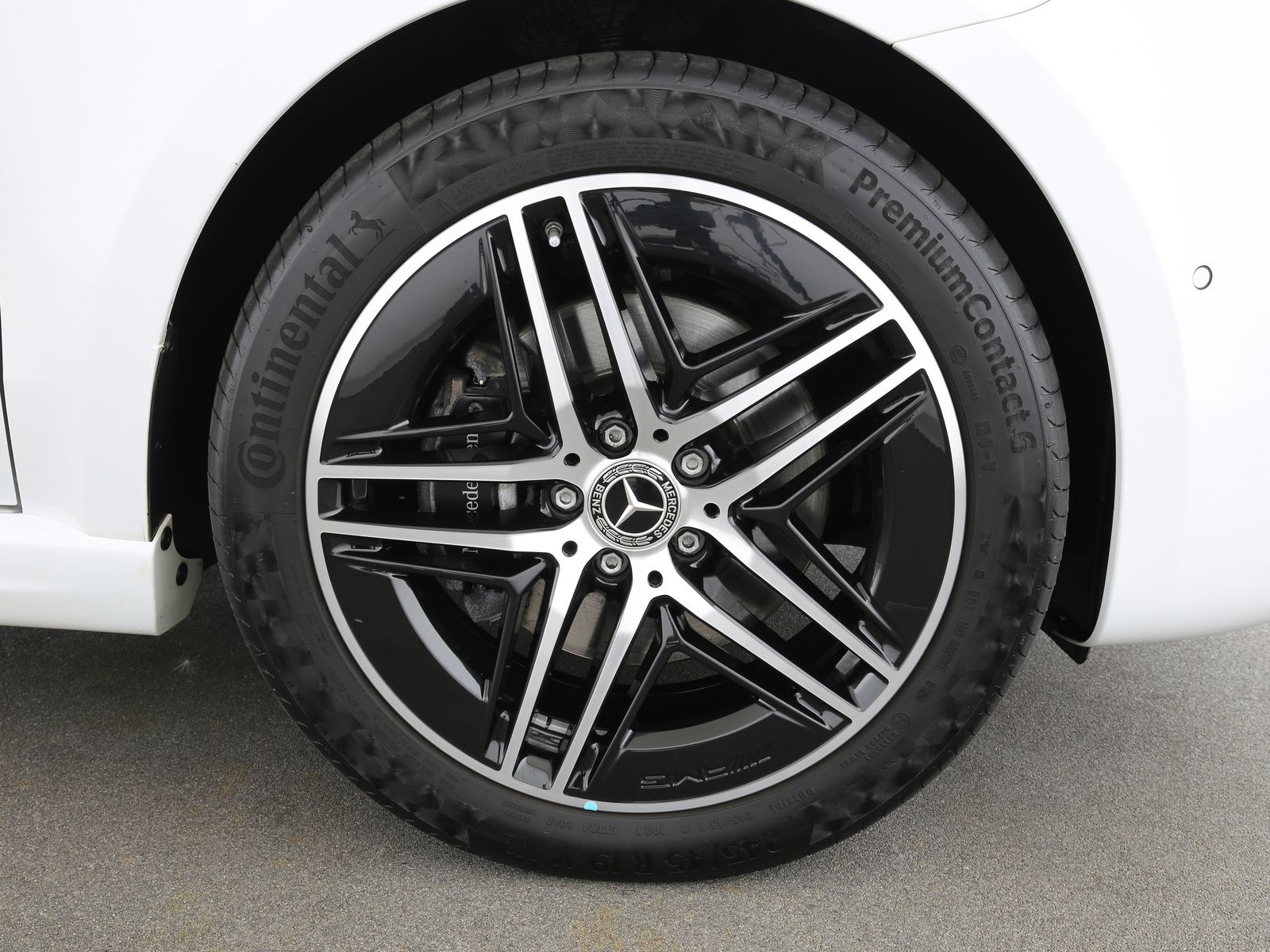 Mercedes-Benz V 250 d lang AMG-Line LED Navi AHK ACC Kamera A foto 24