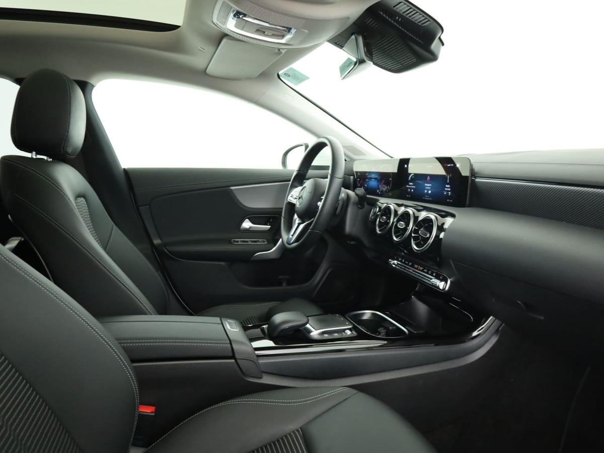 Mercedes-Benz CLA 200 d SB Progressive*Distronic*Pano*LED*DAB* foto 17