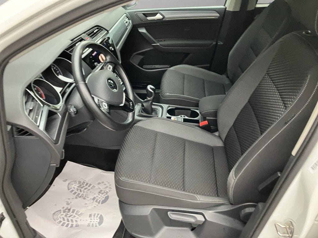 Volkswagen Touran Active 1.5 TSI 7Sitze Navi foto 11