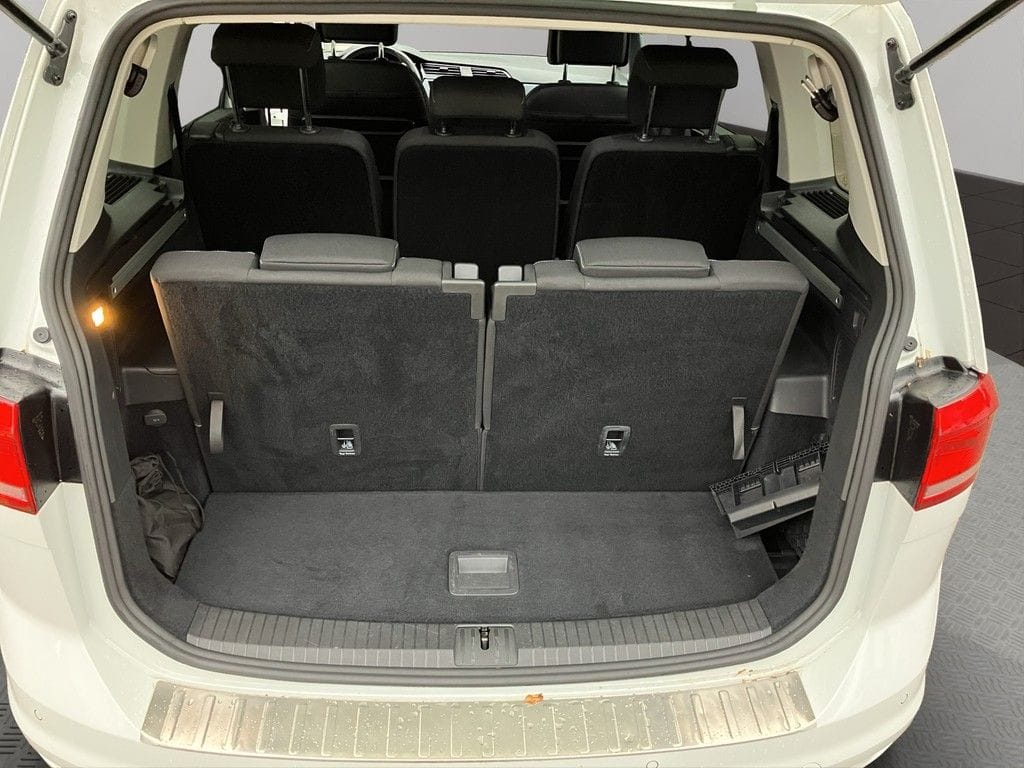 Volkswagen Touran Active 1.5 TSI 7Sitze Navi foto 19