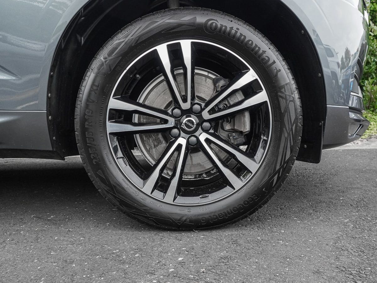 Volvo XC60 B4 D AWD Momentum Pro 19ZOLL FRONTHZG BLIS foto 7