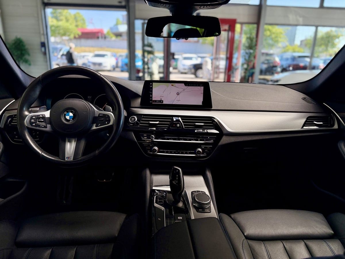 BMW 530 i M Sport ACC LED CarPlay Kamera SHZ foto 16