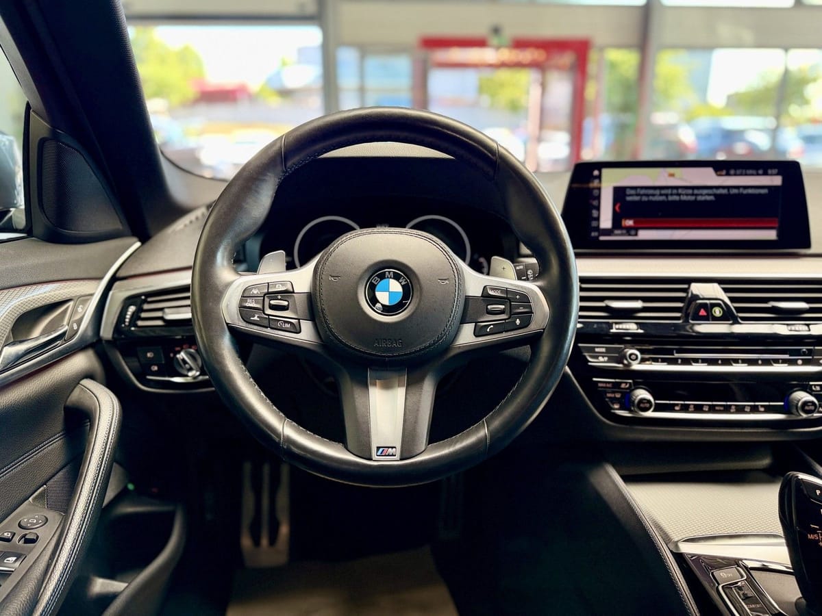 BMW 530 i M Sport ACC LED CarPlay Kamera SHZ foto 17