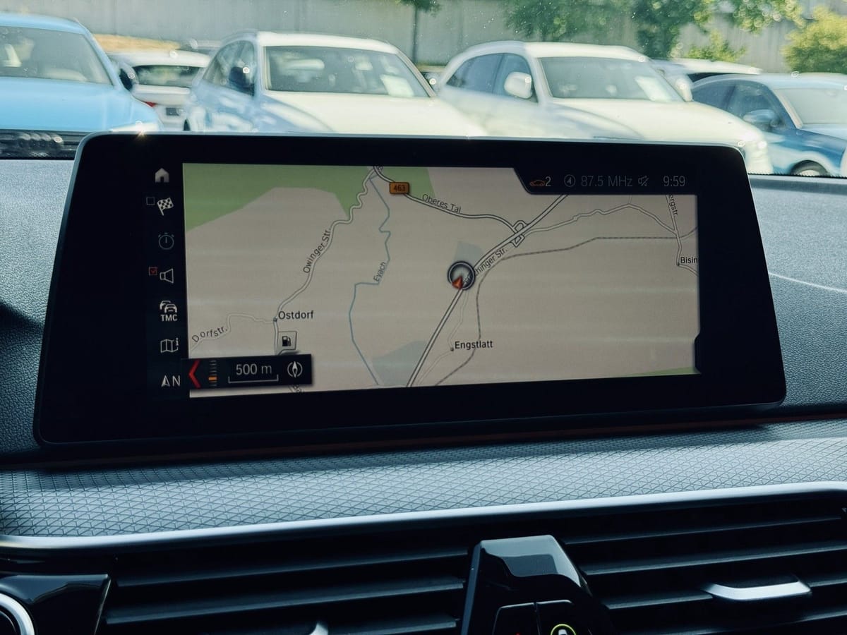 BMW 530 i M Sport ACC LED CarPlay Kamera SHZ foto 22