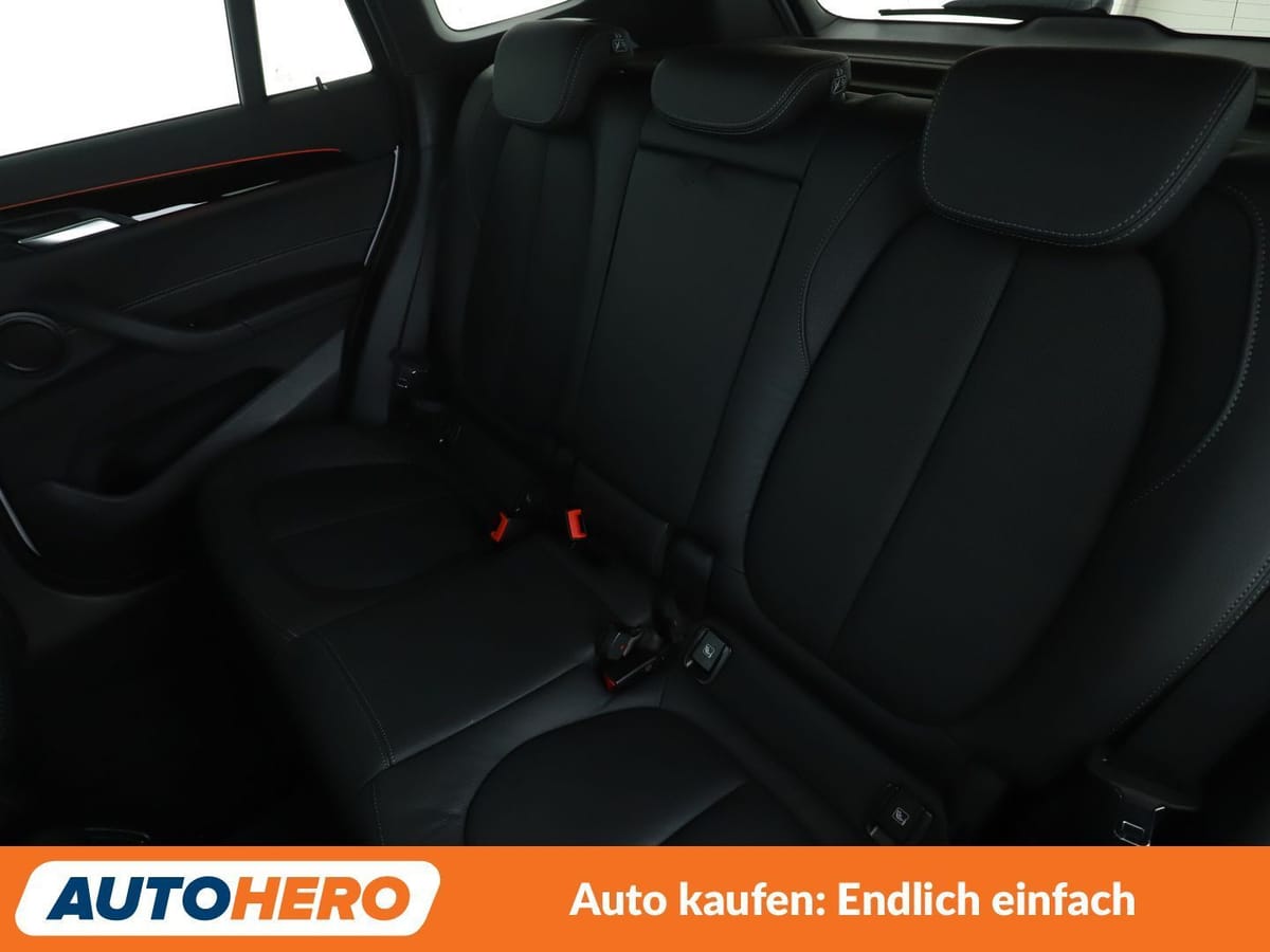 BMW xDrive 25i M Sport Aut. NAVI CAM LED TEMPO SHZ foto 14