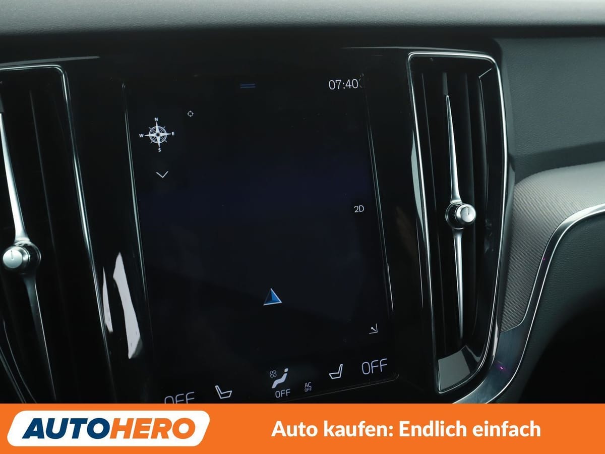 Volvo V60 2.0 T4 R-Design Aut. NAVI ACC 360CAM HK SHZ foto 22