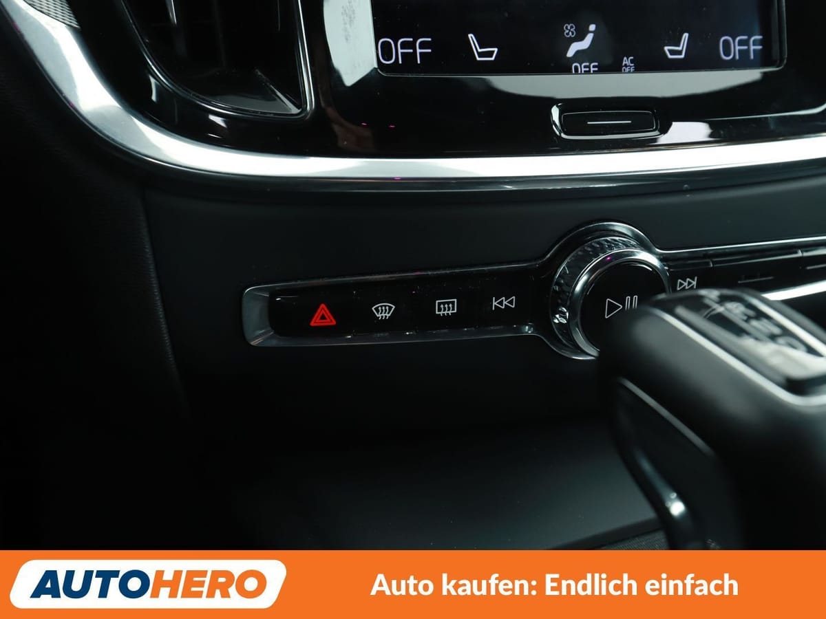 Volvo V60 2.0 T4 R-Design Aut. NAVI ACC 360CAM HK SHZ foto 23