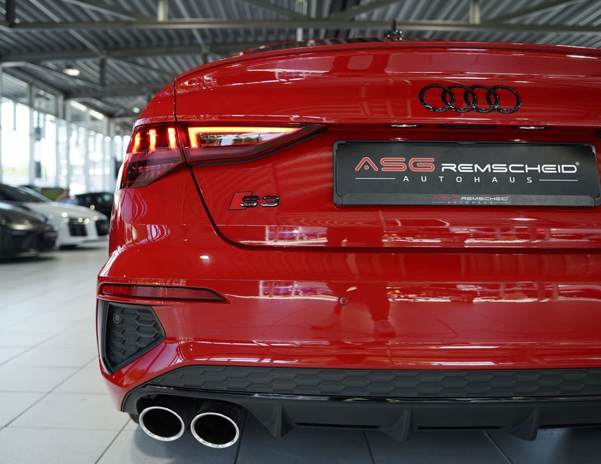 Audi S3 q. Limousine 2.H 19 Virtual B&O Schale foto 14