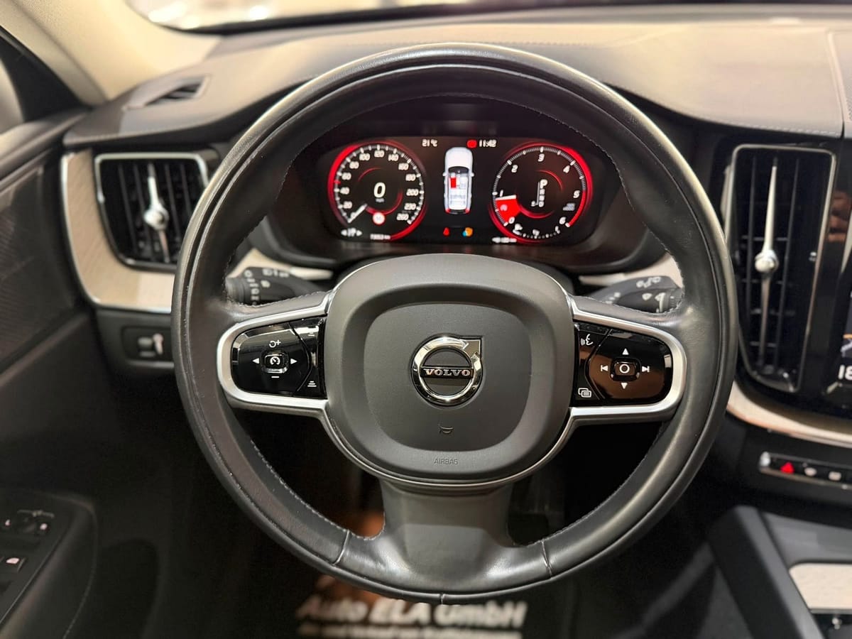 Volvo XC60 Inscription AWD AHK 360°Kamera Vollleder foto 24