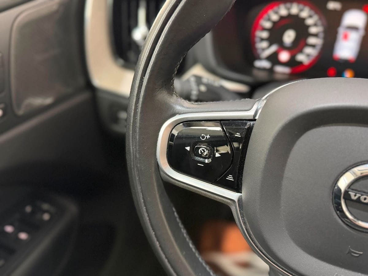 Volvo XC60 Inscription AWD AHK 360°Kamera Vollleder foto 25