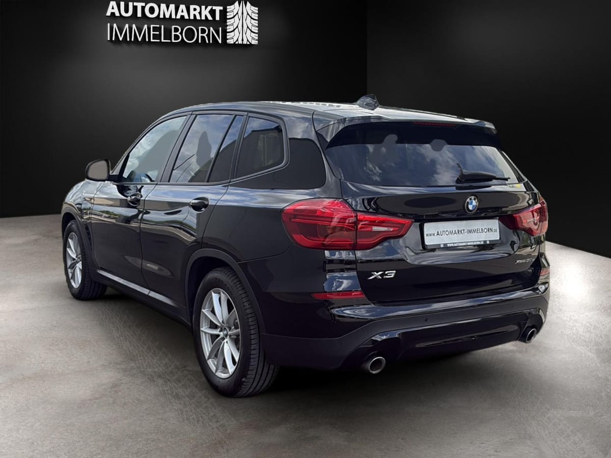 BMW X3 xDrive 30 e Advantage LED HIFI DAB LiveCP Nav foto 5