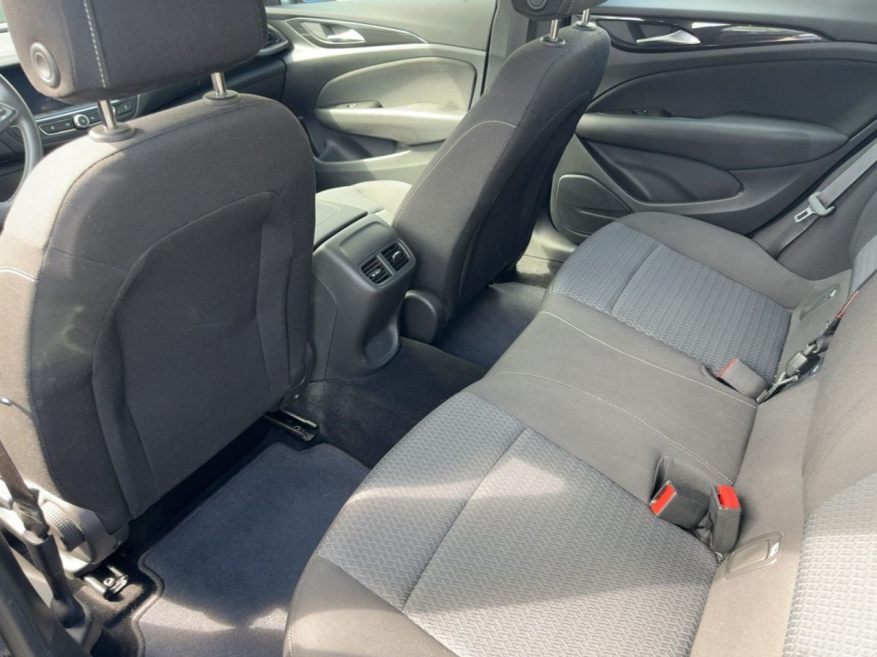 Opel Insignia B GS Elegance 2.0 foto 10