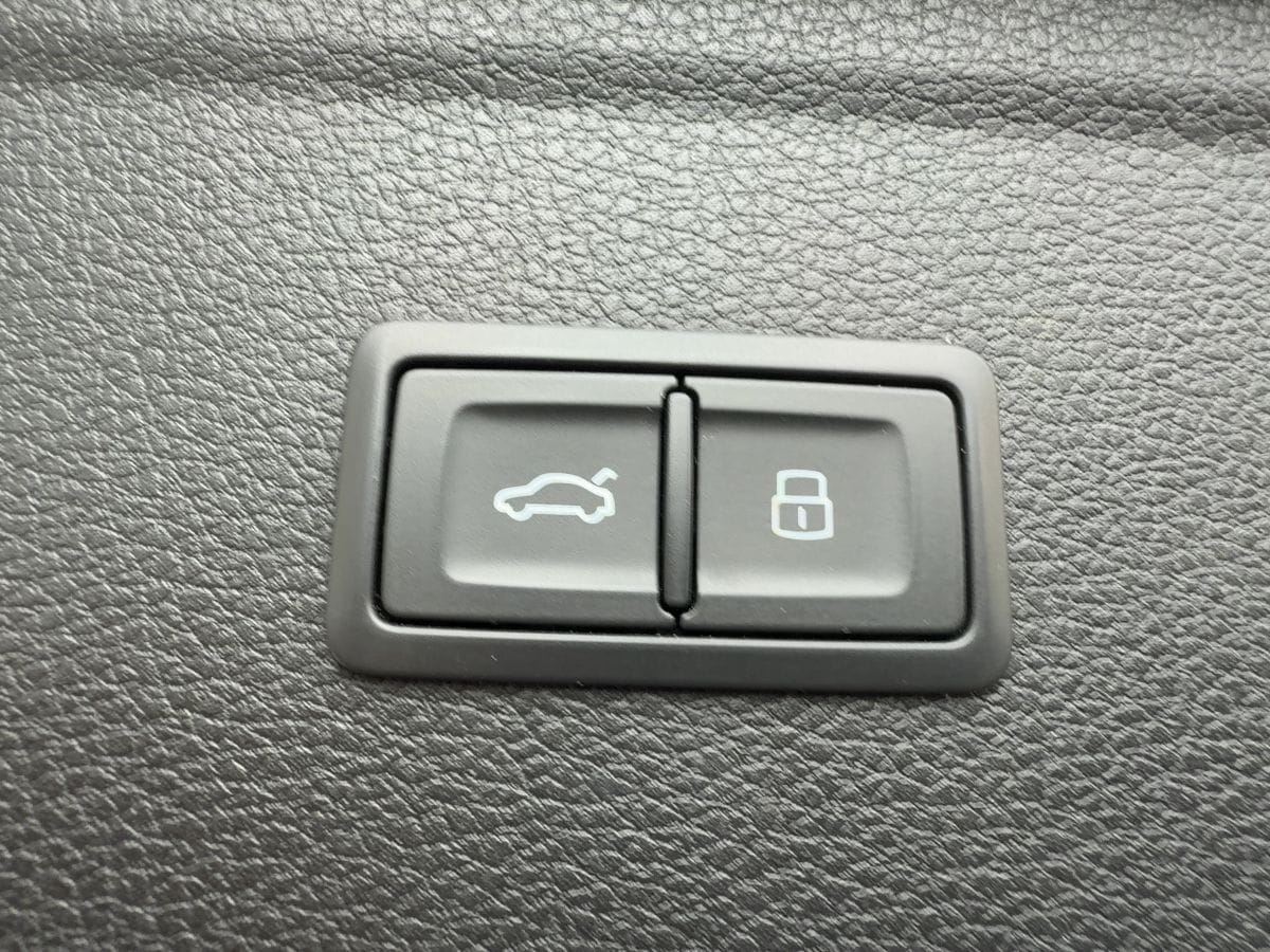 Audi SQ5 TDI quattro HUD Standhzg AHK Luftfeder B&O foto 15