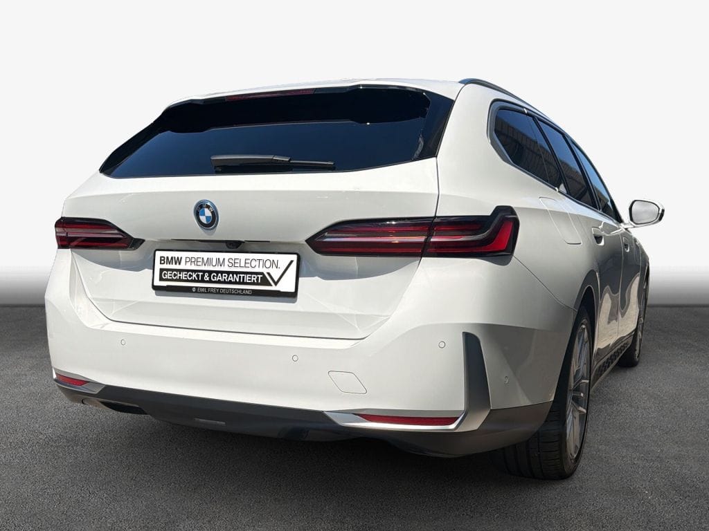BMW i5 eDrive40 Touring SHZ LED HiFi foto 2
